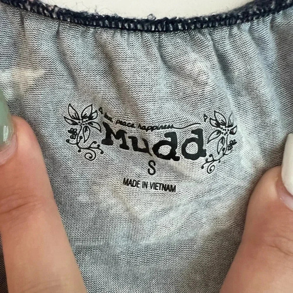 MUDD Blouse - Picture 2 of 3